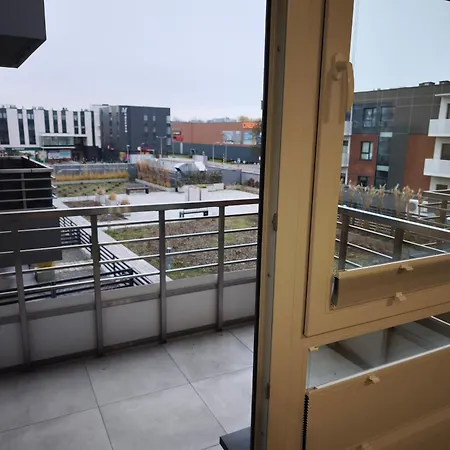 W Centrum Nowy Kameralny Apartamenta, Duzy Parking, Fv, Luksusowo Wyposazony, Playstation 5, Balkon, Klimatyzacja, Taras, Winda, Wyposazona Kuchnia *