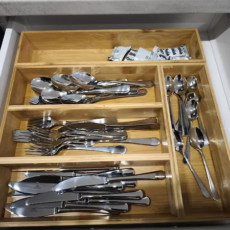 W Centrum Nowy Kameralny Apartamenta, Duży Parking, Fv, Luksusowo Wyposażony, Playstation 5, Balkon, Klimatyzacja, Taras, Winda, Wyposażona Kuchnia Apartament Starogard Gdański