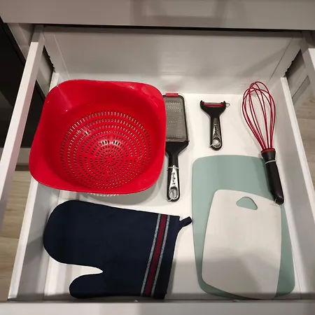 Lejlighed W Centrum Nowy Kameralny Apartamenta, Duzy Parking, Fv, Luksusowo Wyposazony, Playstation 5, Balkon, Klimatyzacja, Taras, Winda, Wyposazona Kuchnia Starogard Gdański