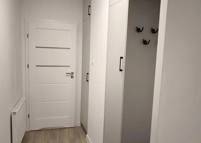 W Centrum Nowy Kameralny Apartamenta, Duży Parking, Fv, Luksusowo Wyposażony, Playstation 5, Balkon, Klimatyzacja, Taras, Winda, Wyposażona Kuchnia Apartament