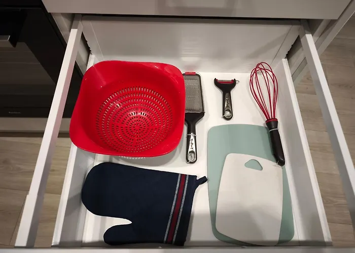 Lägenhet W Centrum Nowy Kameralny Apartamenta, Duzy Parking, Fv, Luksusowo Wyposazony, Playstation 5, Balkon, Klimatyzacja, Taras, Winda, Wyposazona Kuchnia Starogard Gdański